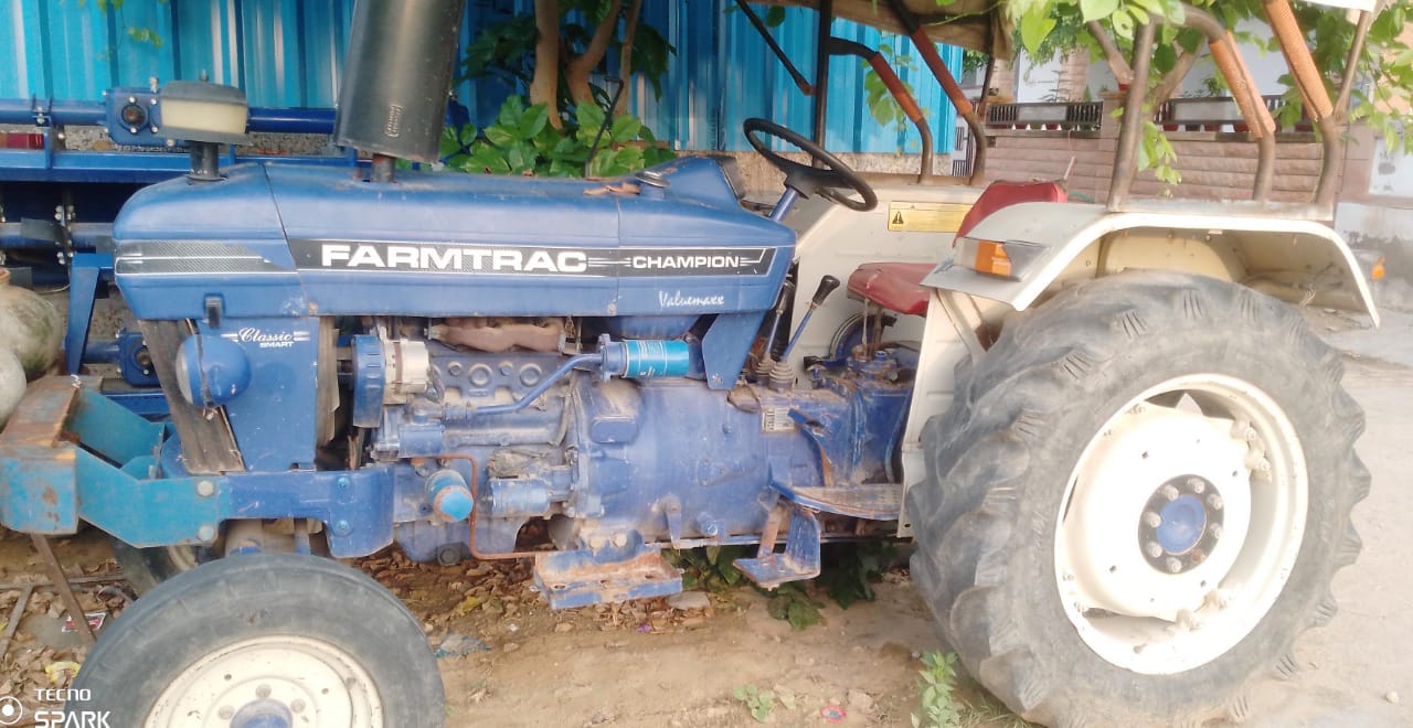 फार्मट्रैक ट्रैक्टर