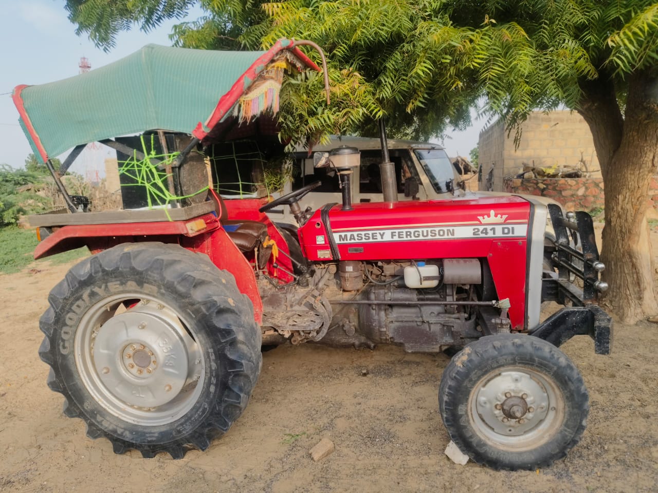 शानदार कंडीशन Di 241